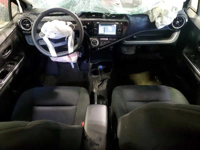 2015 TOYOTA PRIUS C TWO  