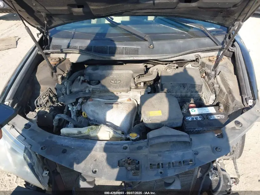 2013 TOYOTA CAMRY XLE