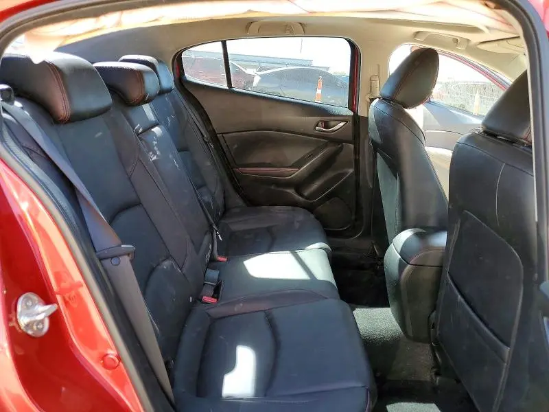 2016 MAZDA 3 TOURING  