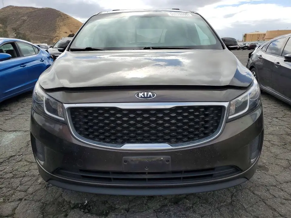 2016 KIA SEDONA LX  