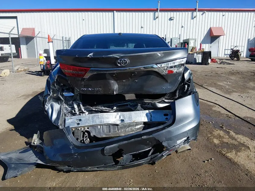 2018 TOYOTA AVALON XLE