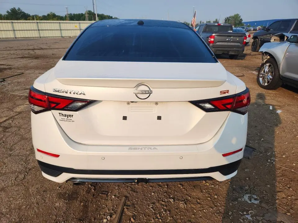 2024 NISSAN SENTRA SR  