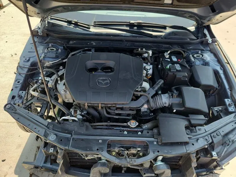2024 MAZDA 3 PREFERRED  
