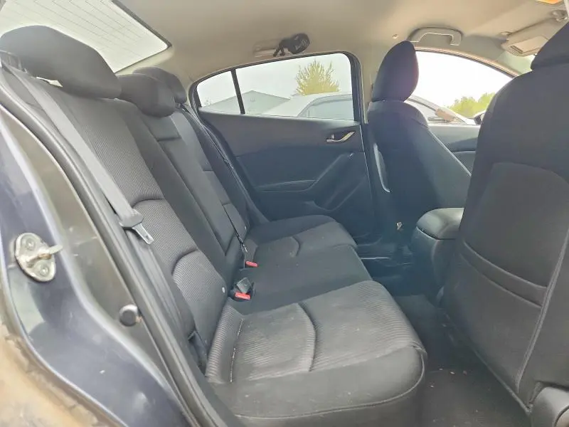 2016 MAZDA 3 TOURING  