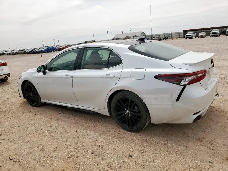 2021 TOYOTA CAMRY XSE  