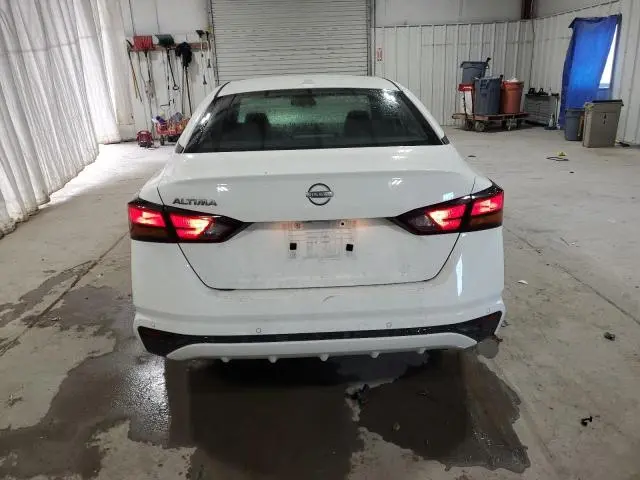 2025 NISSAN ALTIMA SV  