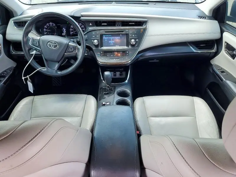 2016 TOYOTA AVALON   