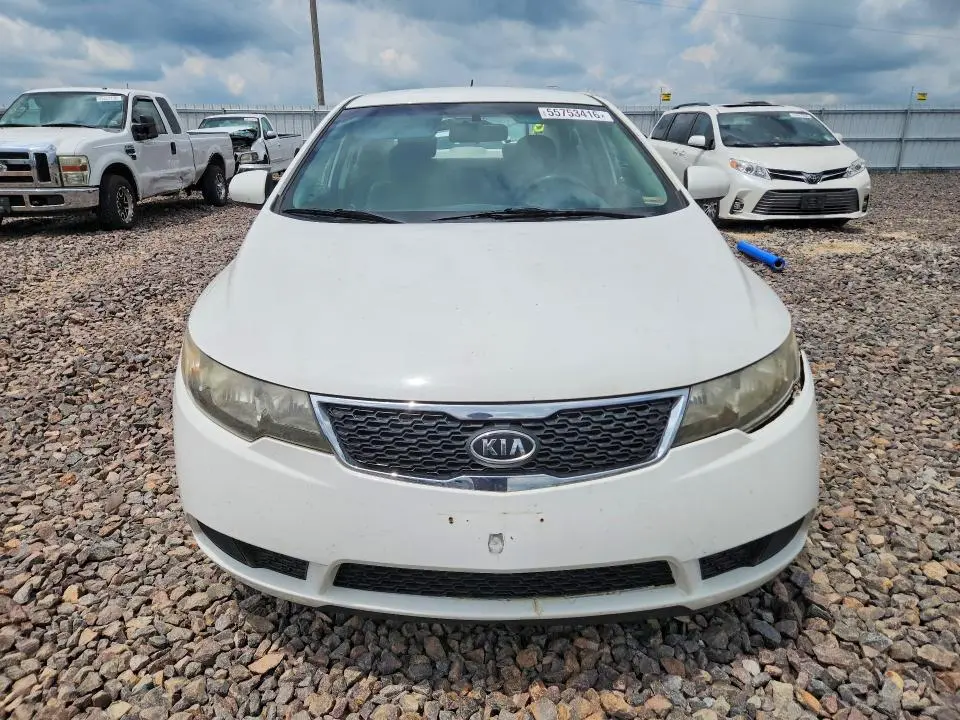 2013 KIA FORTE LX  