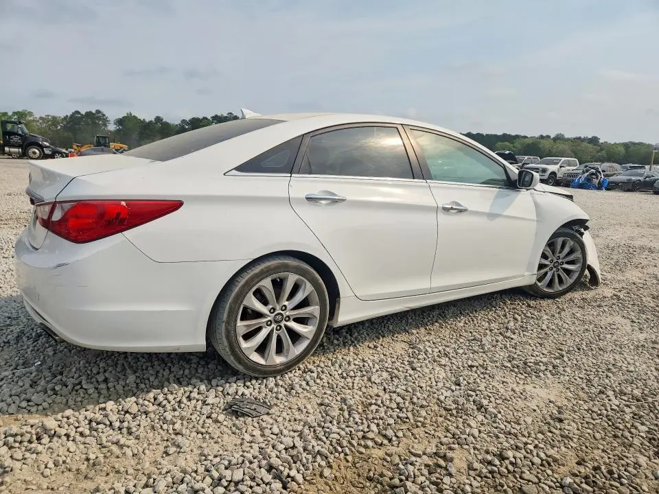 2013 HYUNDAI SONATA SE  