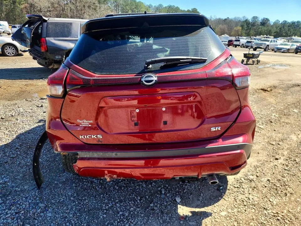 2022 NISSAN KICKS SR  
