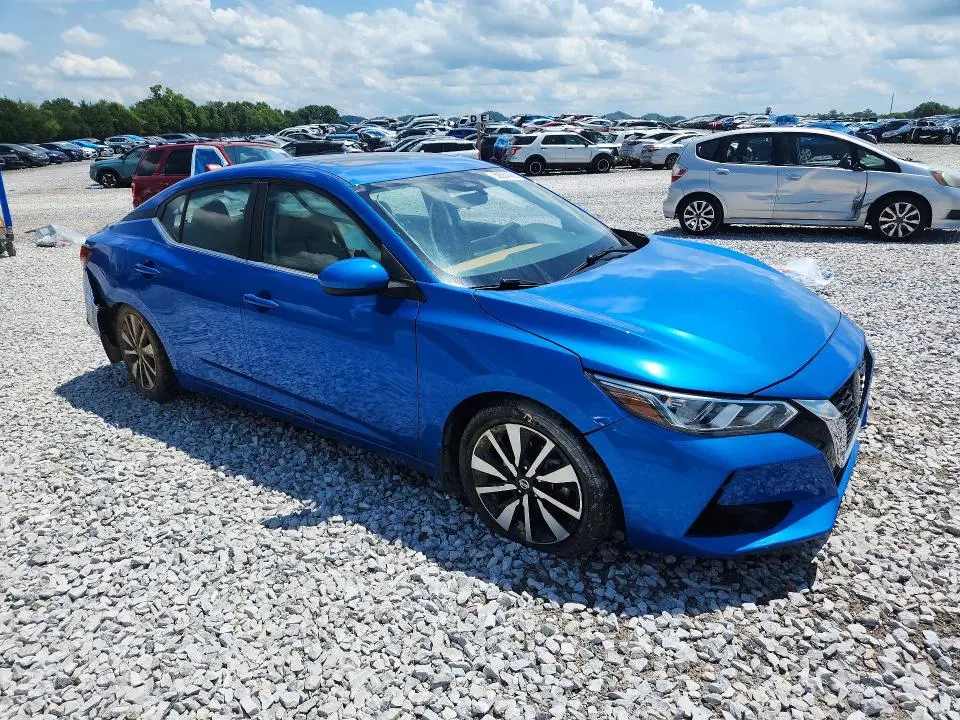 2022 NISSAN SENTRA SV  