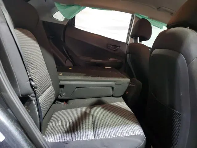 2020 HYUNDAI KONA SE  