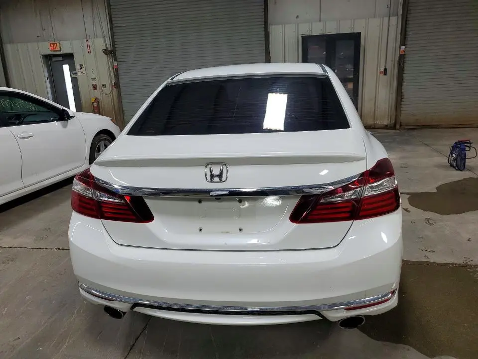 2017 HONDA ACCORD SPORT  