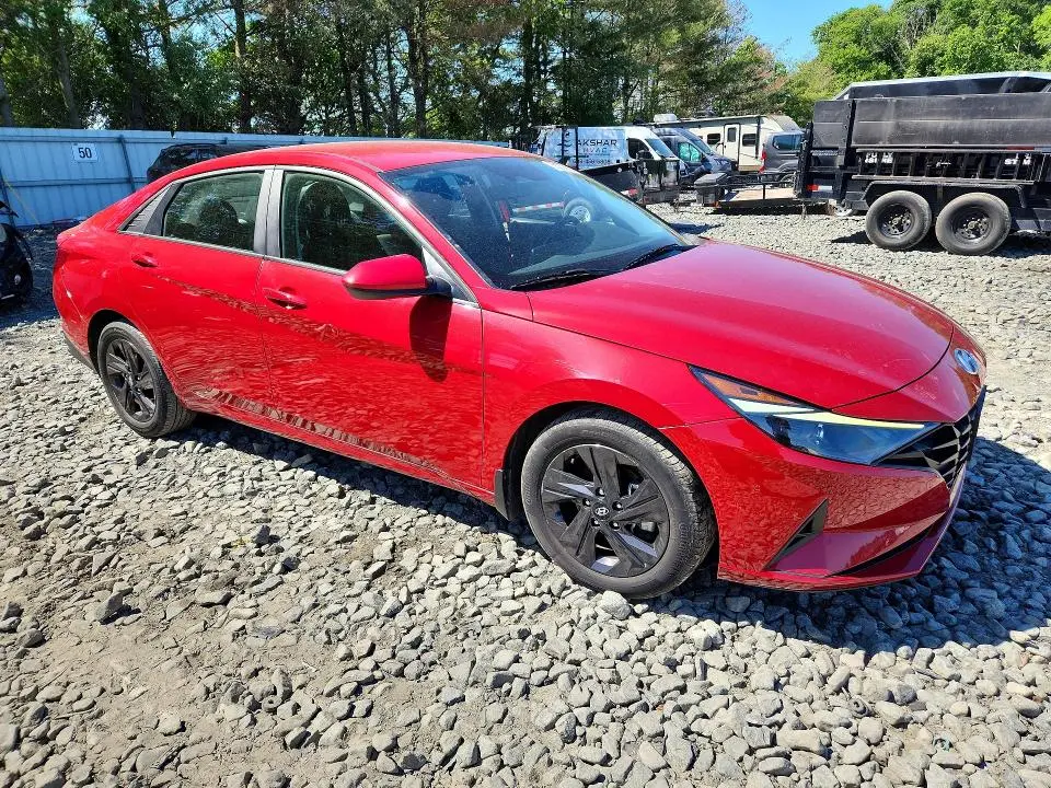 2021 HYUNDAI ELANTRA SEL  