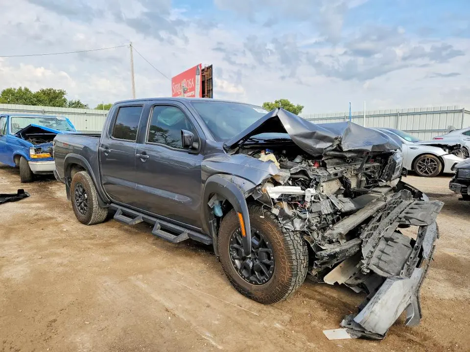 2023 NISSAN FRONTIER PRO-4X  