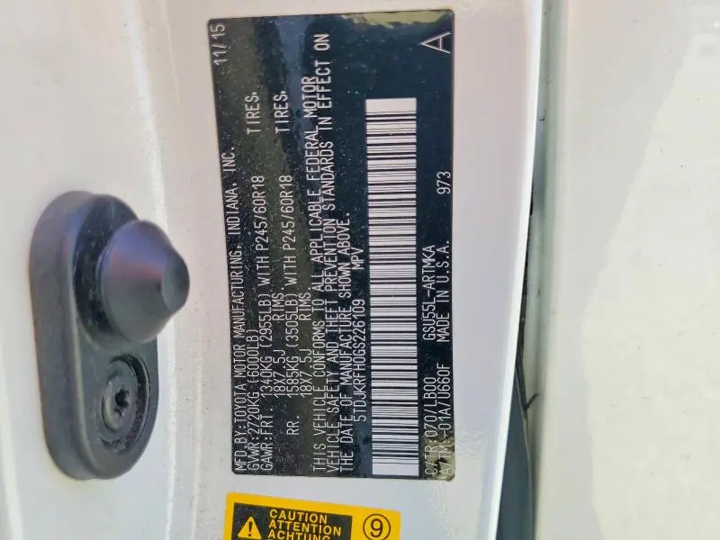 2016 TOYOTA HIGHLANDER XLE  
