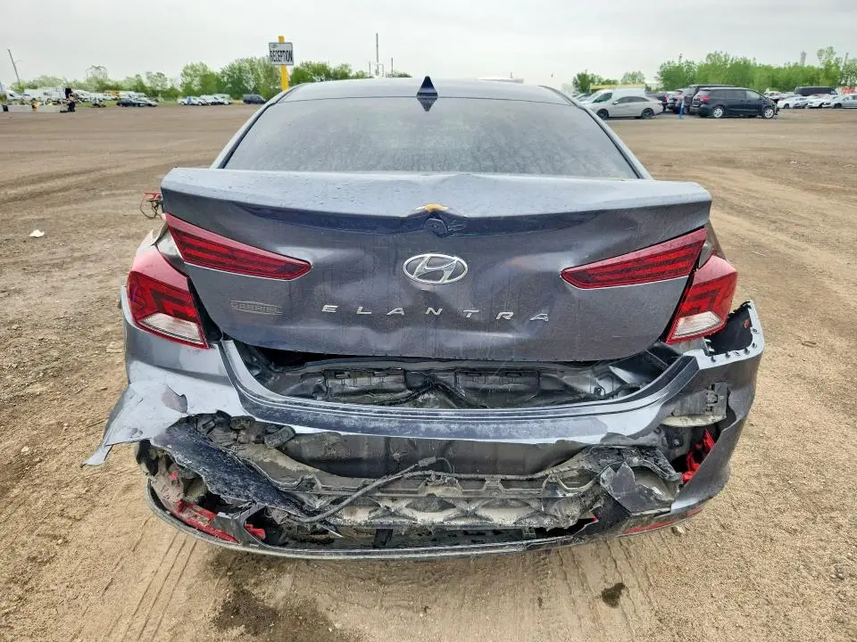 2020 HYUNDAI ELANTRA SEL  