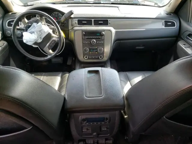 2010 CHEVROLET AVALANCHE LT  
