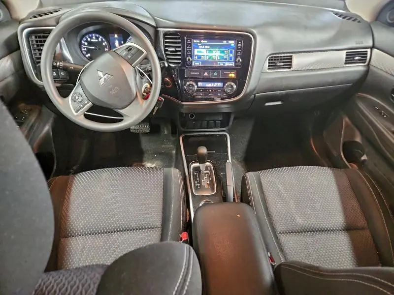 2018 MITSUBISHI OUTLANDER ES  
