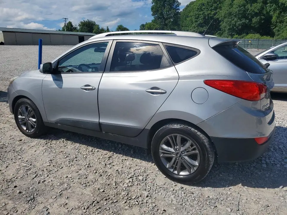 2015 HYUNDAI TUCSON SE  