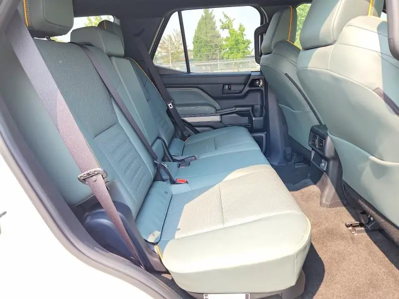 2025 TOYOTA 4RUNNER TRAILHUNTER HV  