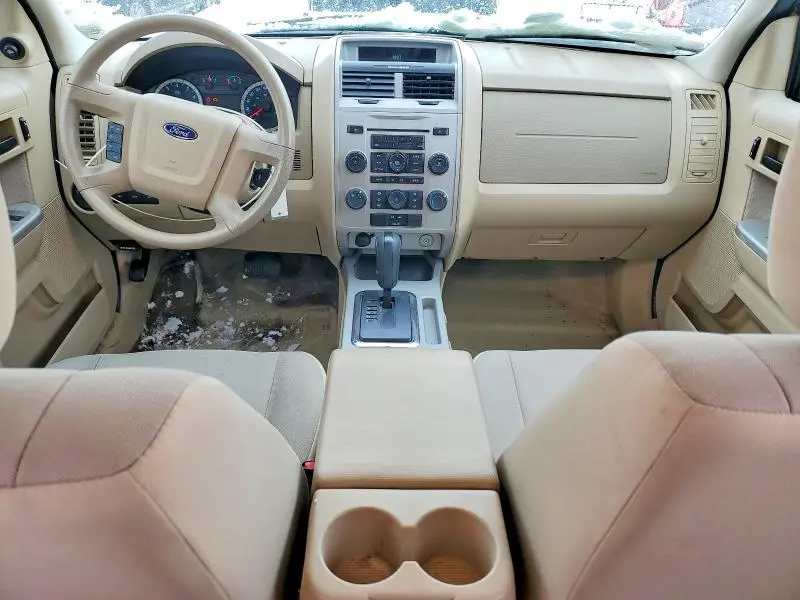 2011 FORD ESCAPE XLT  