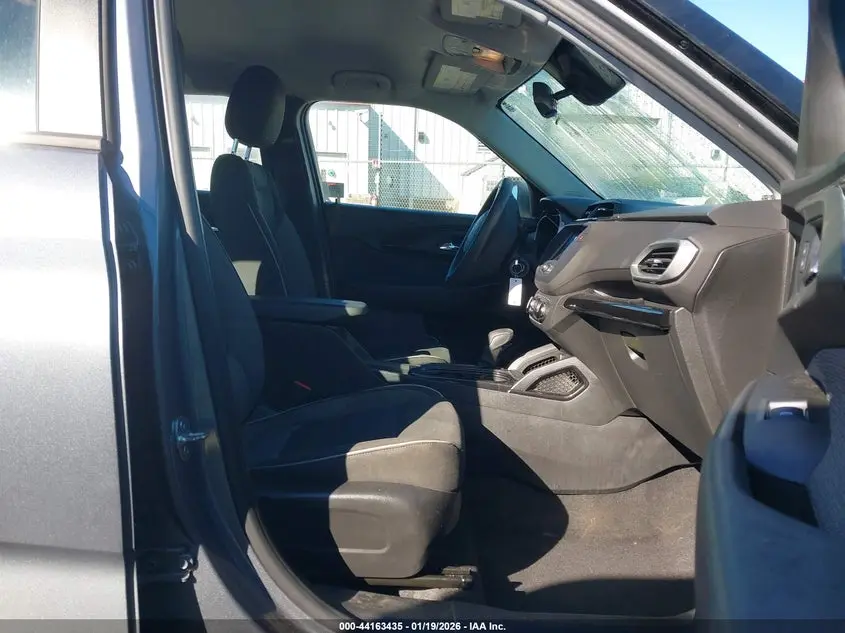 2021 CHEVROLET TRAILBLAZER FWD LS