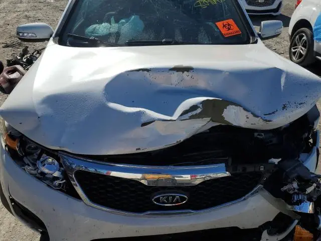 2012 KIA SORENTO BASE  