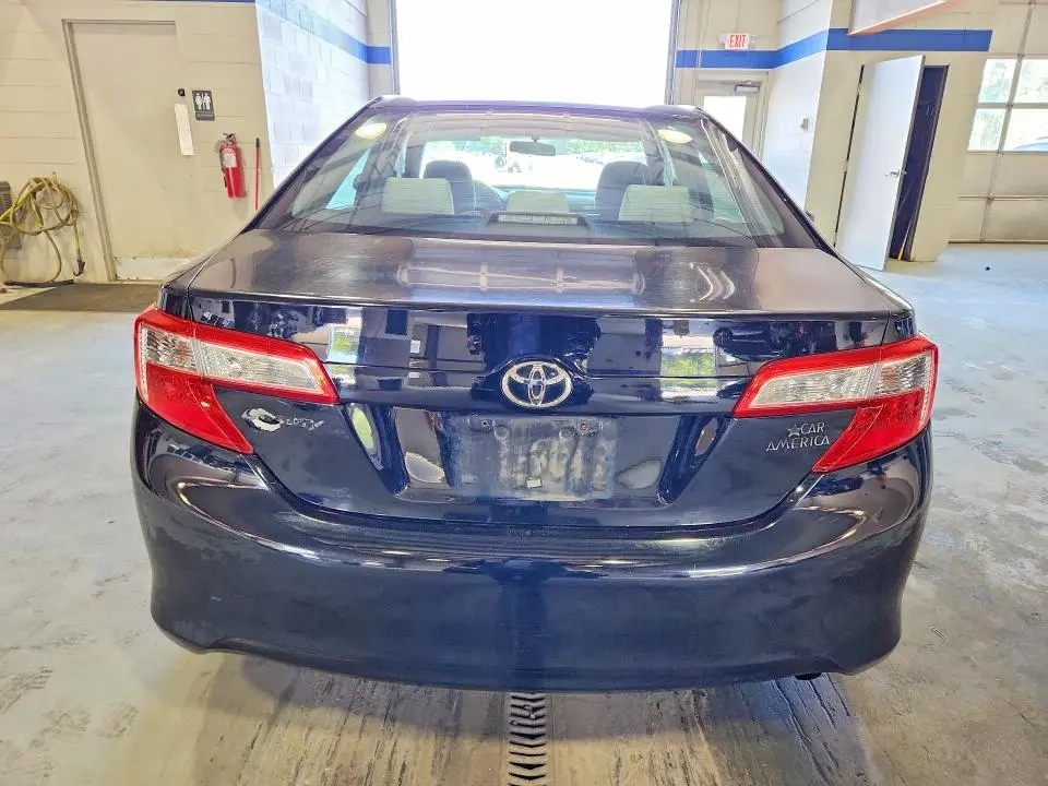 2012 TOYOTA CAMRY L  