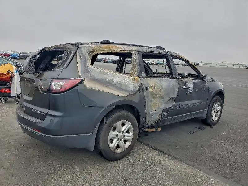 2014 CHEVROLET TRAVERSE LS  