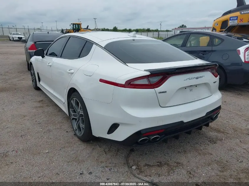 2019 KIA STINGER GT1