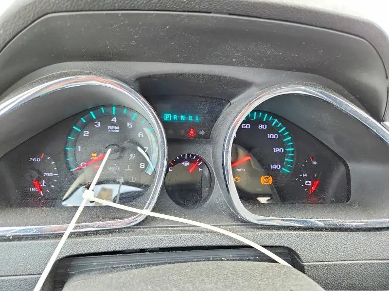 2011 CHEVROLET TRAVERSE LT  