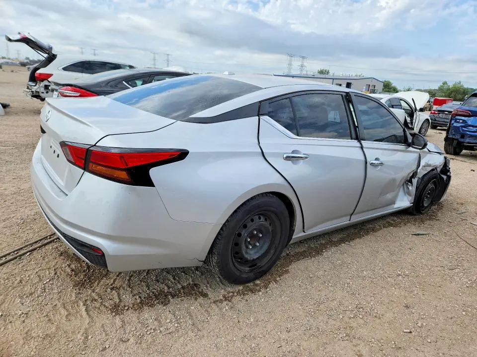 2020 NISSAN ALTIMA S  