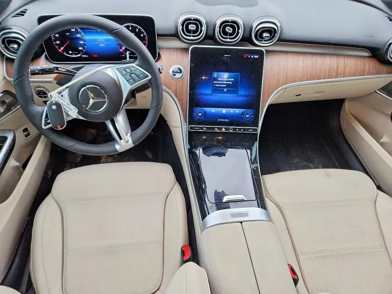 2024 MERCEDES-BENZ C 300  