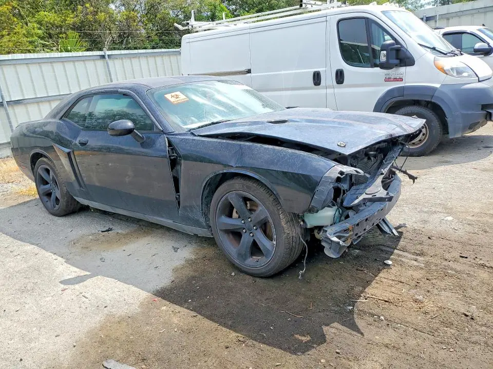 2013 DODGE CHALLENGER R  