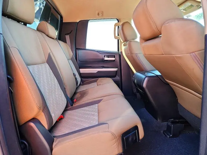 2015 TOYOTA TUNDRA SR5  