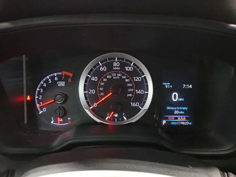 2020 TOYOTA COROLLA SE  