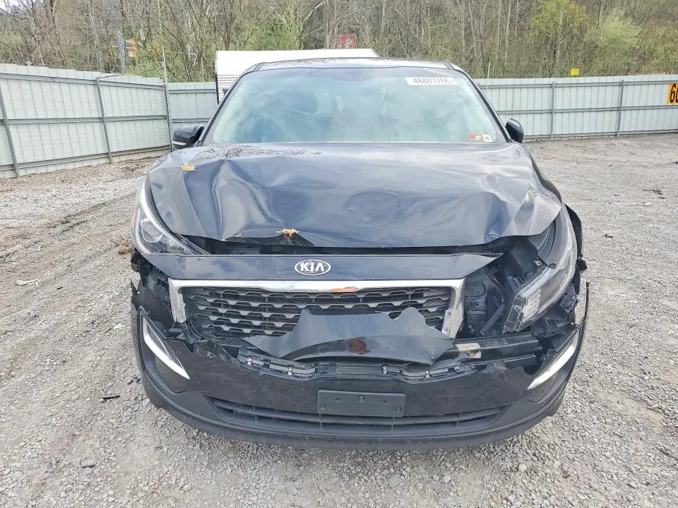 2021 KIA SEDONA LX  