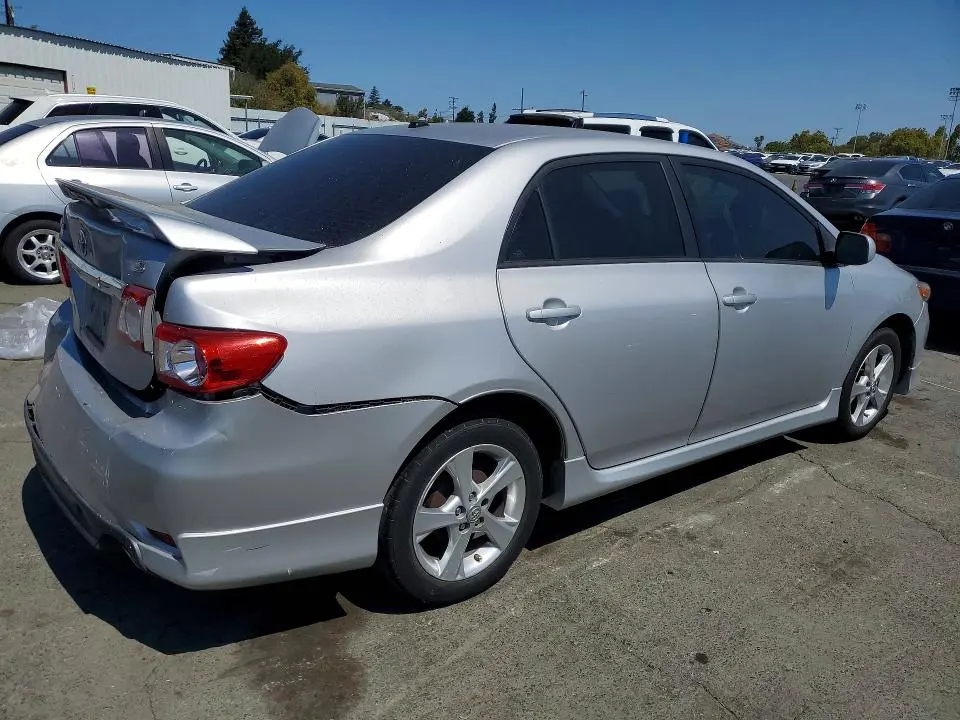 2011 TOYOTA COROLLA S  