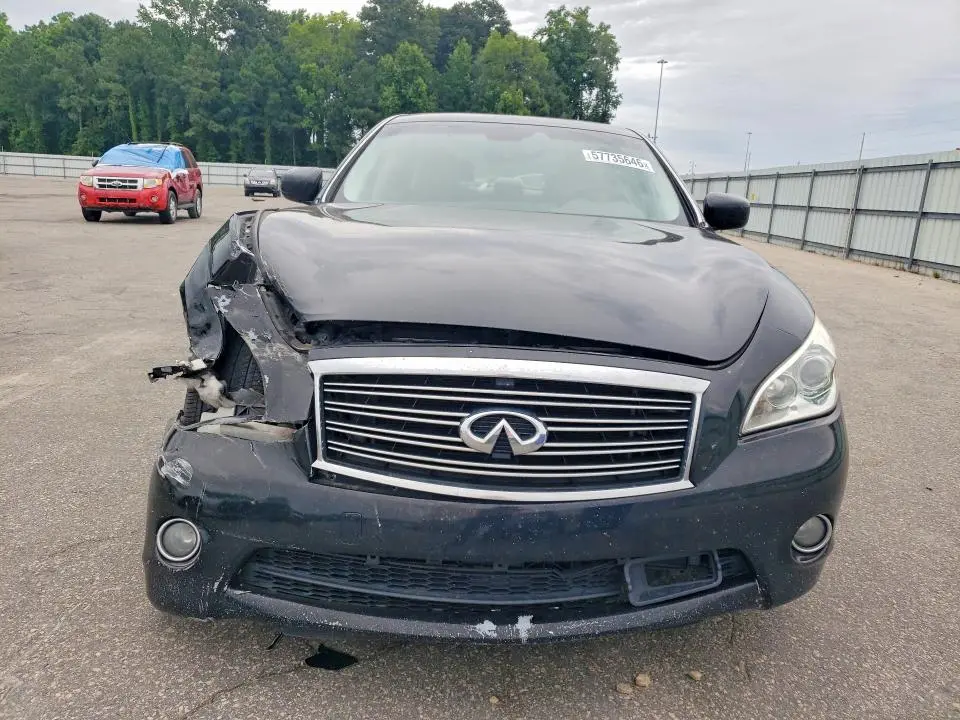 2011 INFINITI M37 X  
