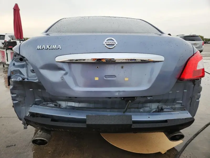 2011 NISSAN MAXIMA S  