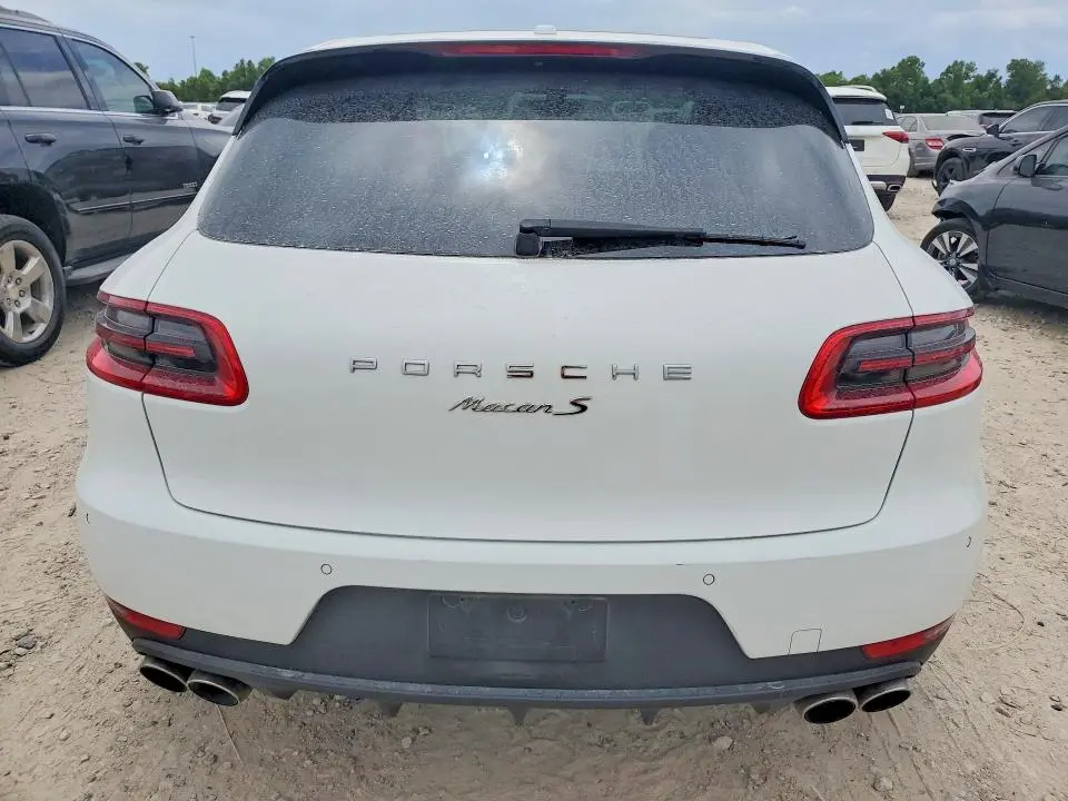 2015 PORSCHE MACAN S  