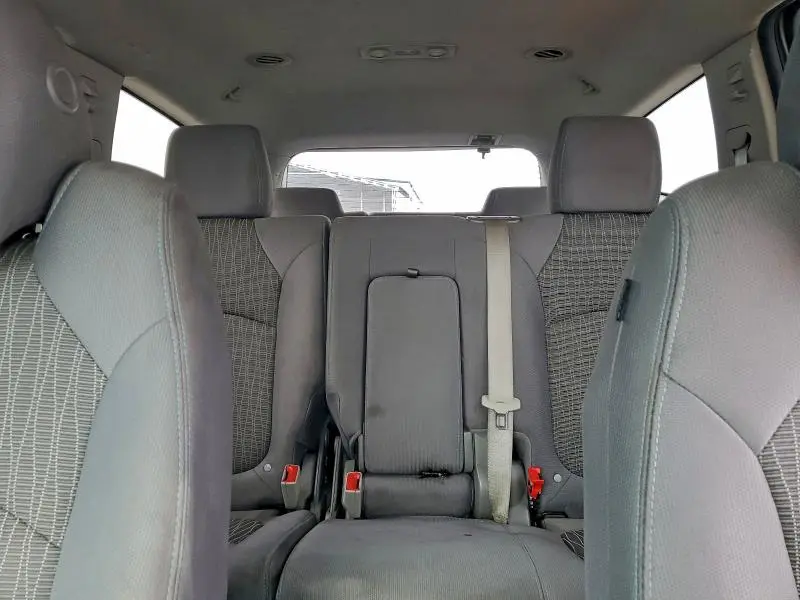 2015 CHEVROLET TRAVERSE LS  