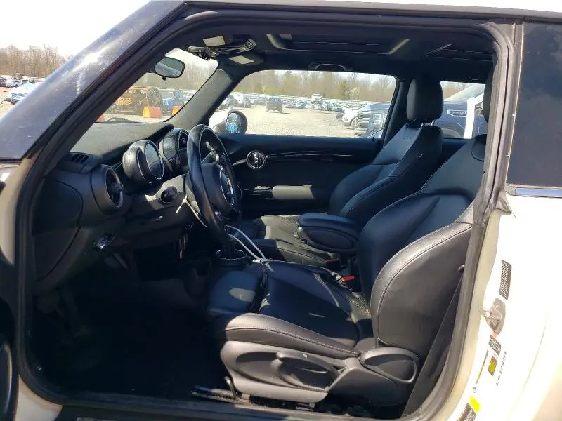 2014 MINI COOPER S  