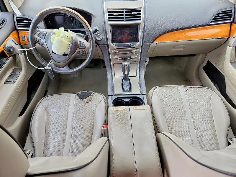 2011 LINCOLN MKX   