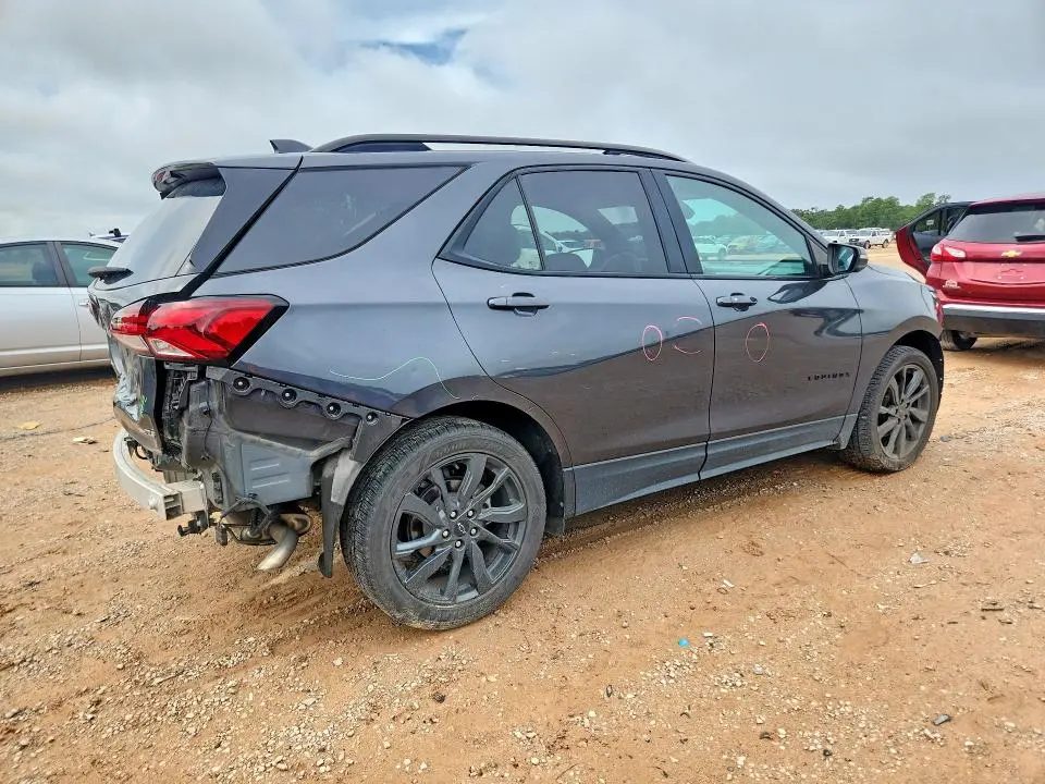 2022 CHEVROLET EQUINOX RS  