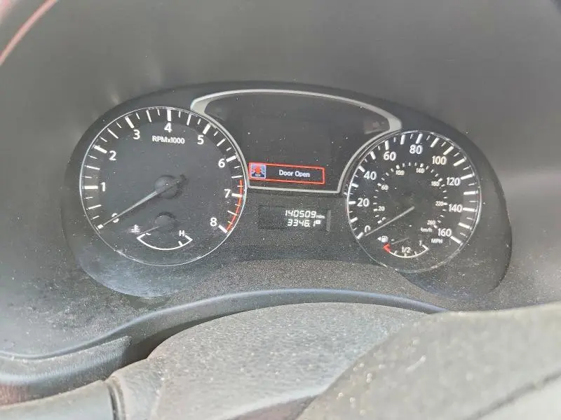 2014 NISSAN PATHFINDER SV  