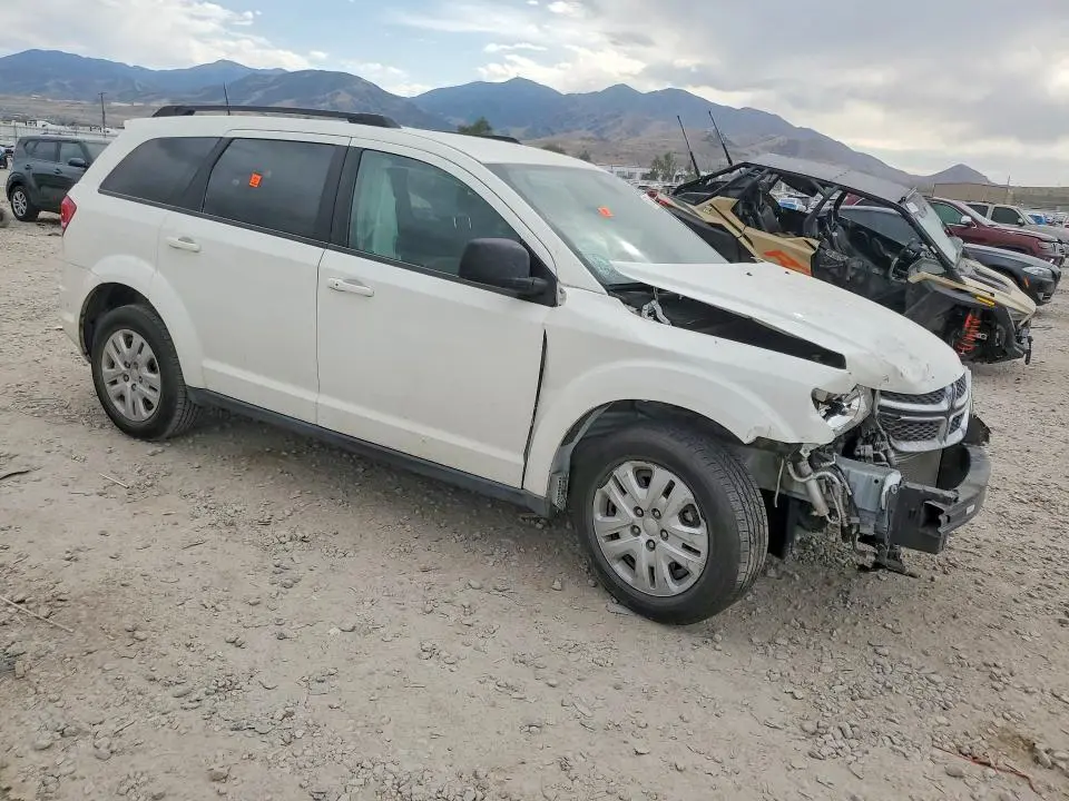 2020 DODGE JOURNEY SE  