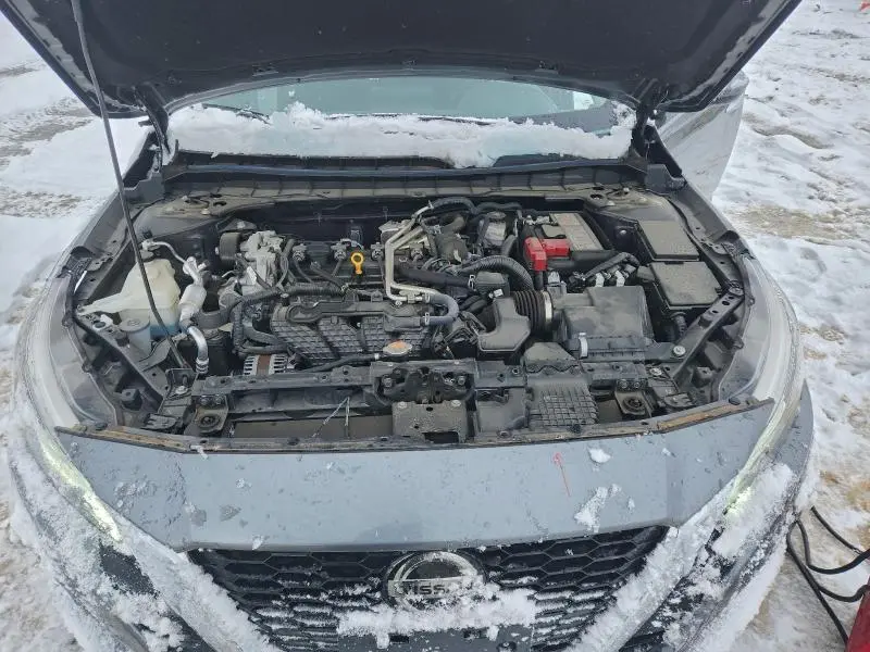 2022 NISSAN ALTIMA SV  