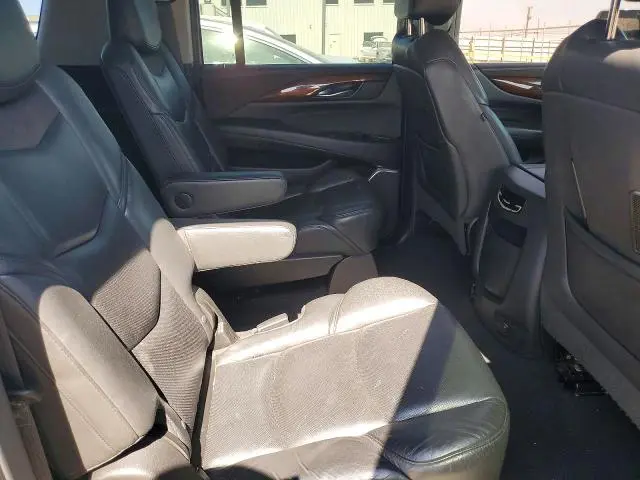 2019 CADILLAC ESCALADE ESV LUXURY  